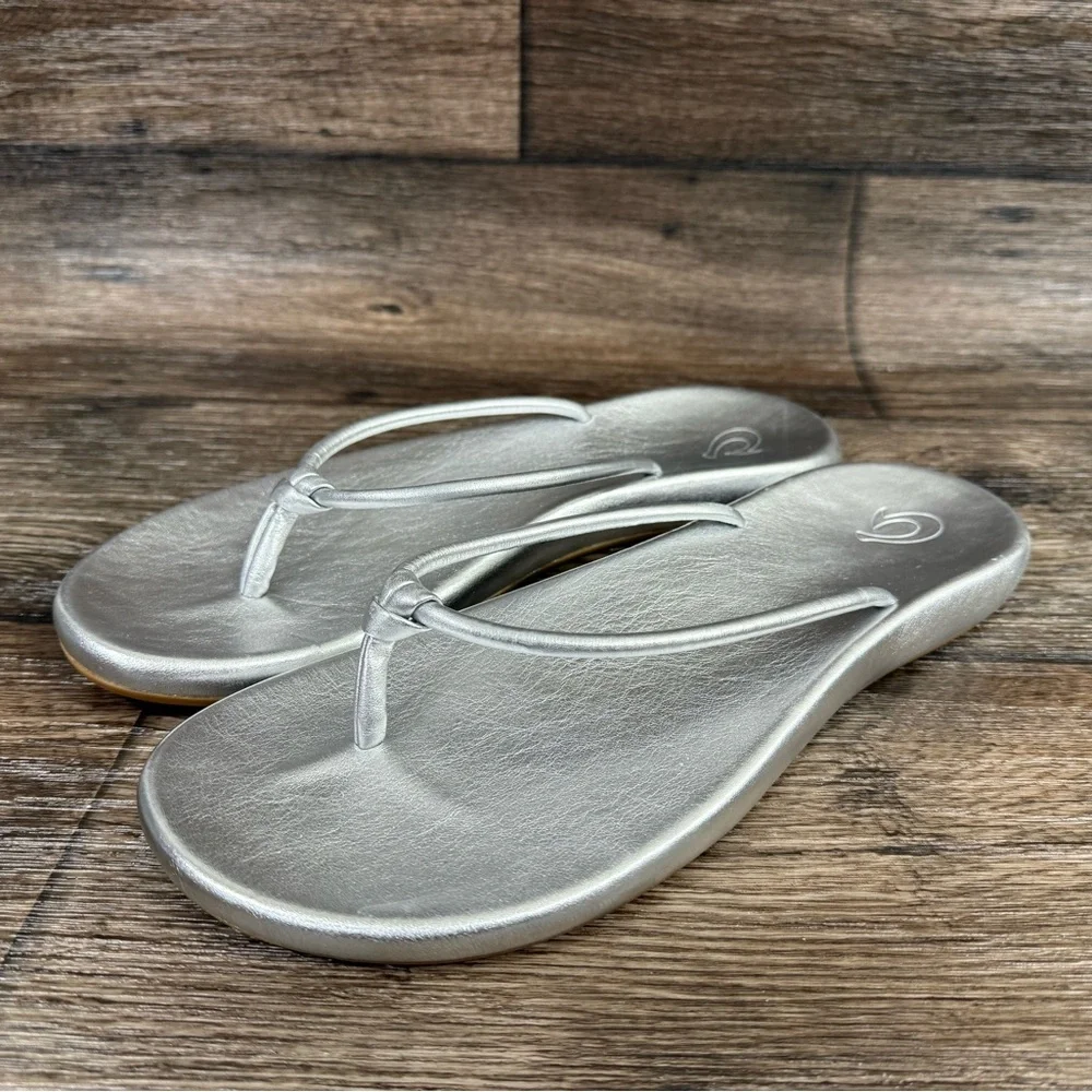 OluKai Huawai‎ Flip Flop Silver NEW SZ 11